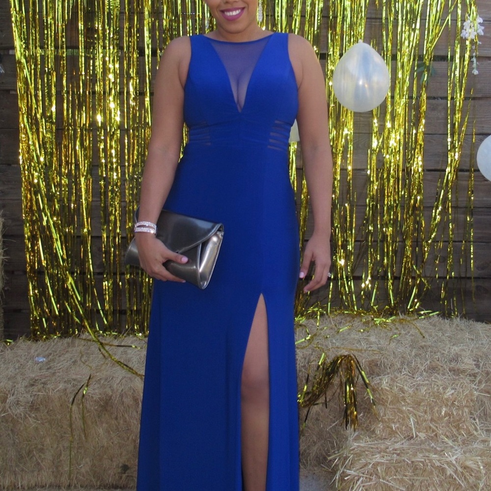 Morgan & Co. gown